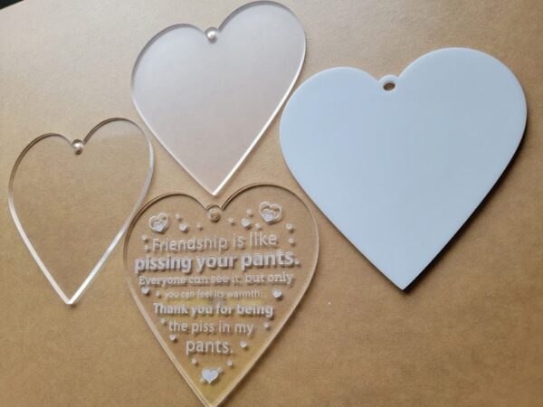Wholesale Friendship Pissing Your Pants Blank Ornament, Funny Valentine Present, Christmas Pissing Pants Gag Gift, Holiday Heart Decoration